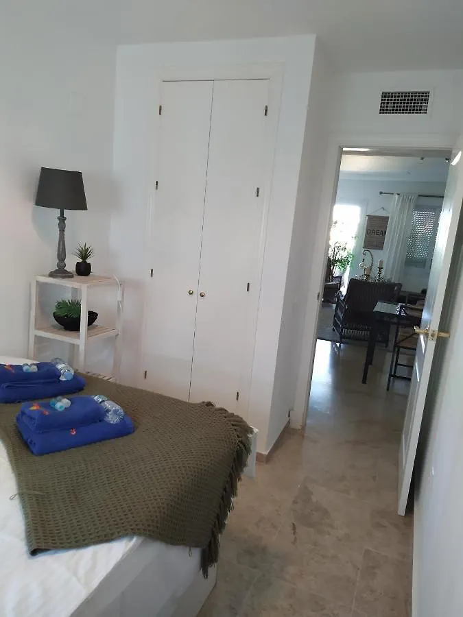 Apartament Reina Sofia 45 Estepona