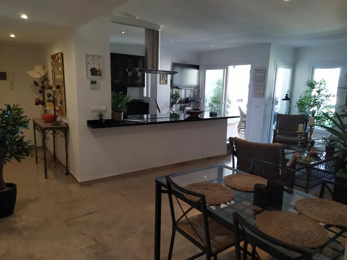 Apartament Reina Sofia 45 Estepona