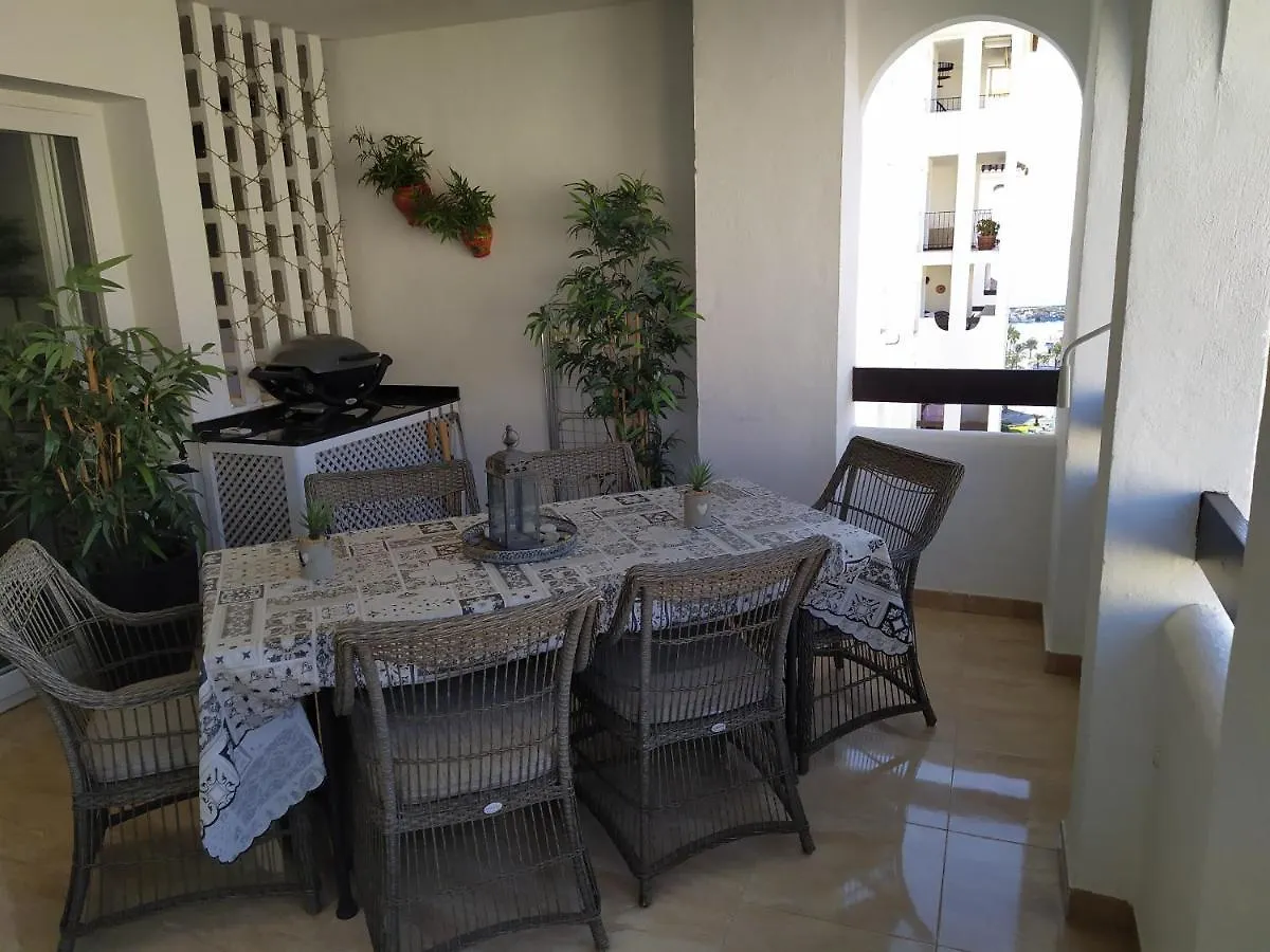 Apartament Reina Sofia 45 Estepona